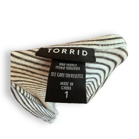 Women’s torrid 1 Striped Tribal Cut Out Embroidered Hip Knot Tank Top 14 16 1XL - Picture 9 of 10